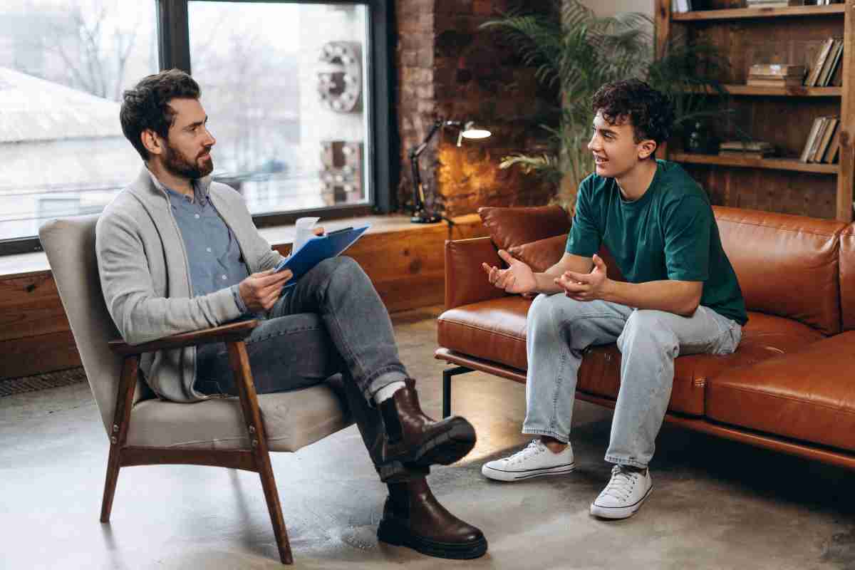 Individual counseling session during IOP addiction treatment in Hazlet, NJ.